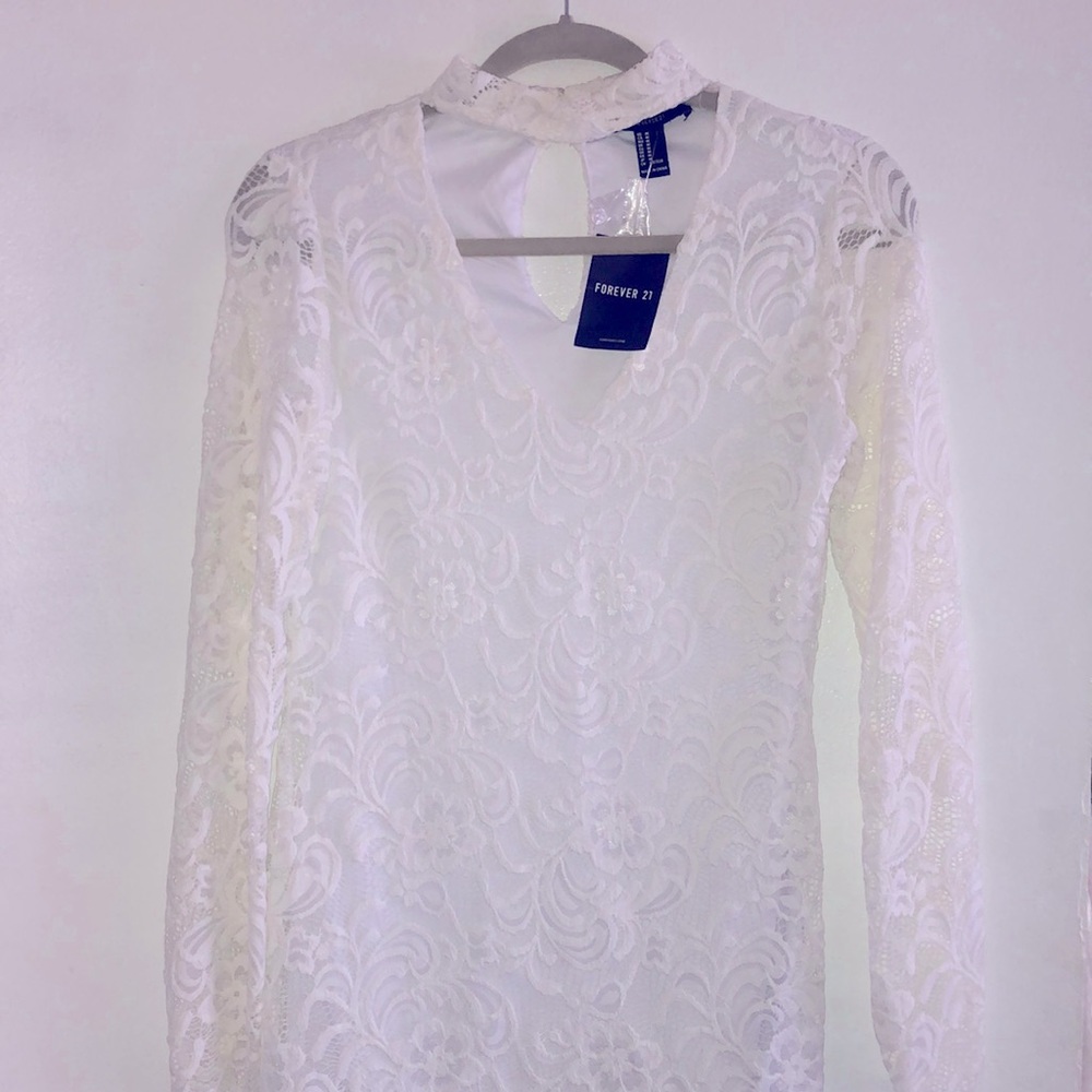 White long sleeve dress